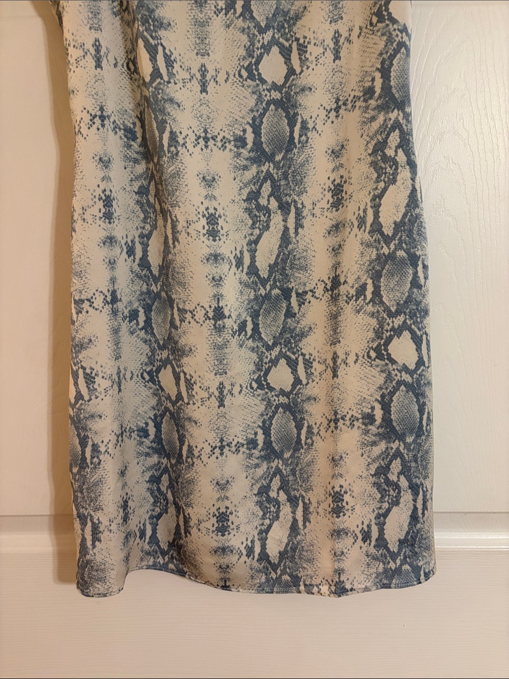 Storia Snakeskin Print Mini Slip Dress - Size L - Spring Wedding Guest Dress - Picture 11 of 11